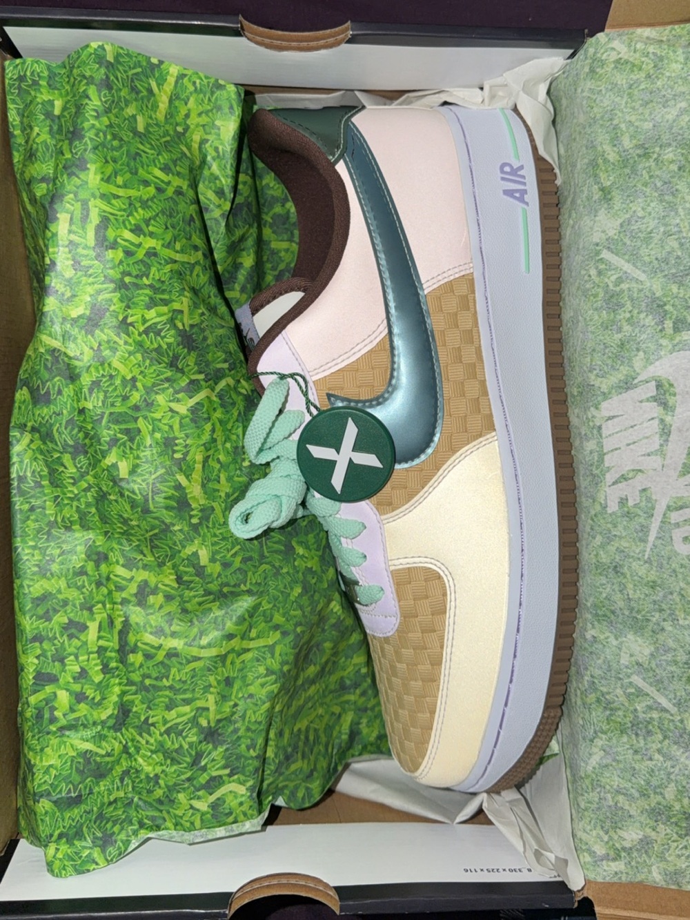 Nike Multi-Color Low-Top Sneaker with Mint Laces